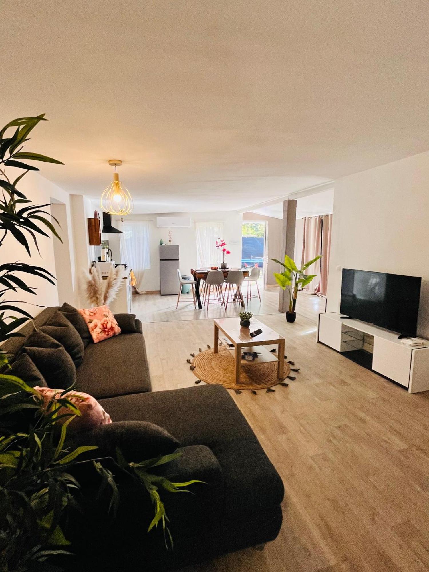 הוילה Mèze Location T3 Jardin Avec Piscine מראה חיצוני תמונה